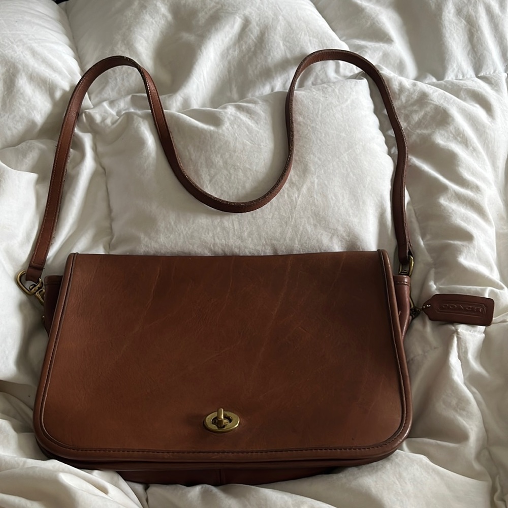 VINTAGE Coach Penny Saddle/Tan Crossbody Coach